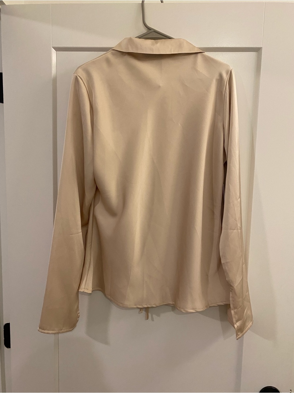 Princess Polly Cream Satin Tie-Front Blouse - Picture 4 of 4